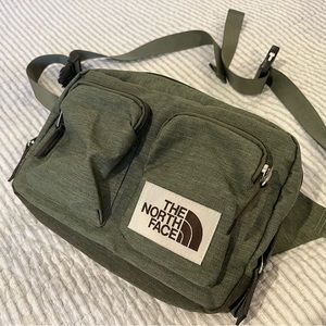 North Face carryall bag